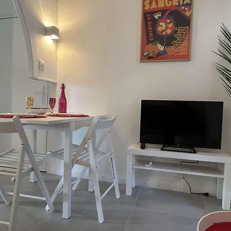 2 Pieces Moderne Avec Patio A - Fr-1-225c-166 * Banyuls-sur-Mer